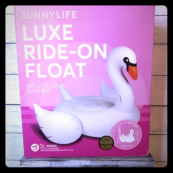 Sunnylife Other - Luxe Pool Float- Flamingo and Swan